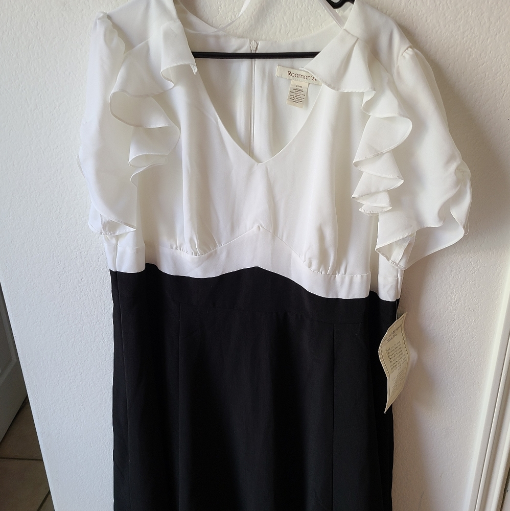 SOLD!!! Work wear dress Roamans